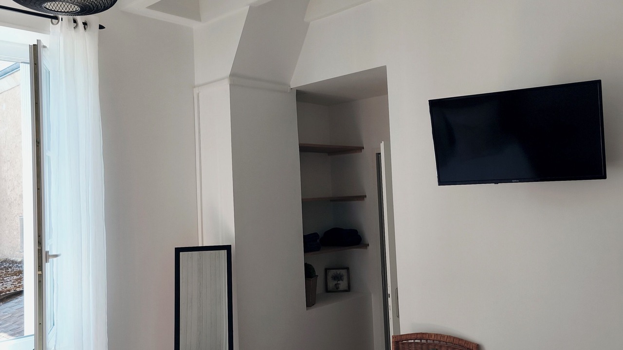Photo of Bedroom in Cravant-les-Coteaux