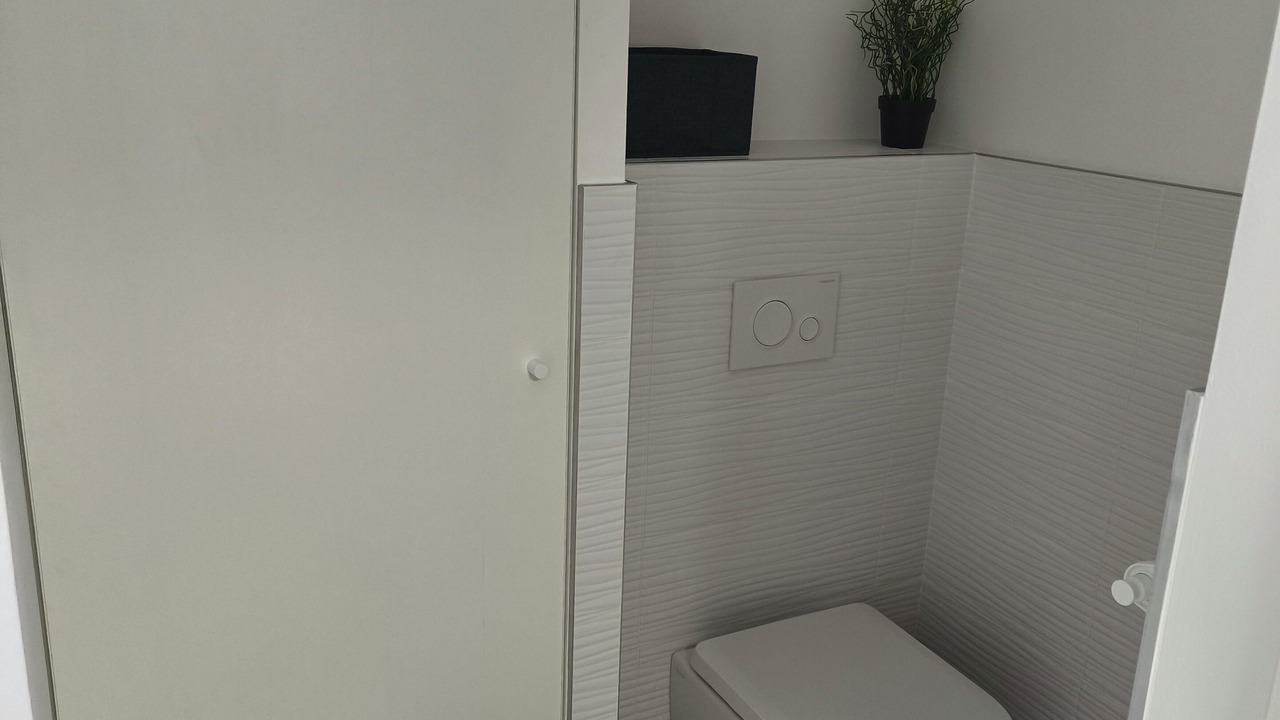 Photo of Bathroom in Cravant-les-Coteaux