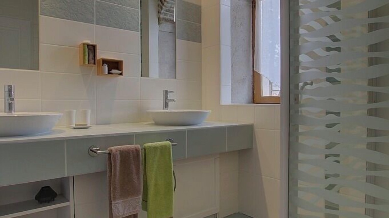 Photo of Bathroom in Saint-Remy