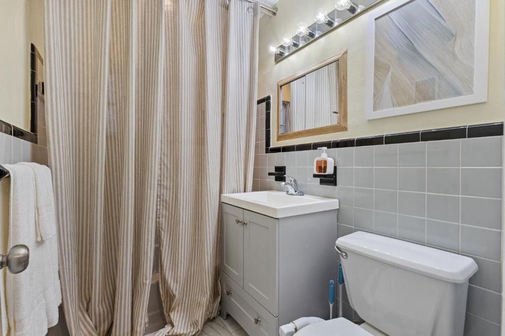 Photo of Bathroom in Port Charlotte - Charlotte Harbor