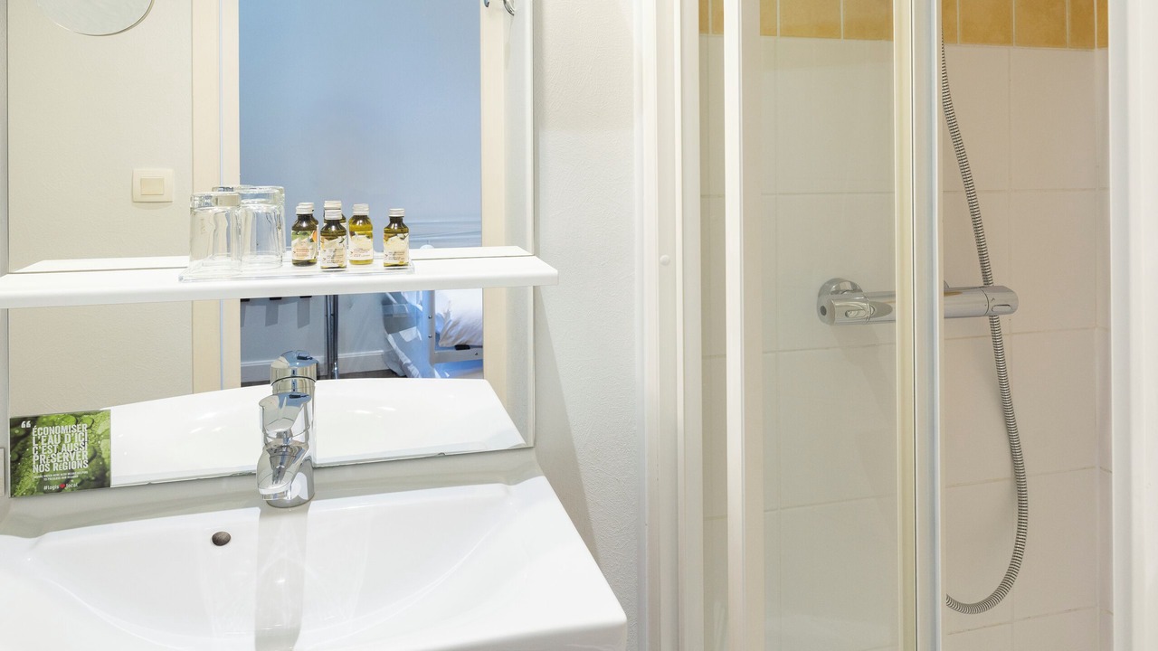 Photo of Bedroom in Jaligny-sur-Besbre