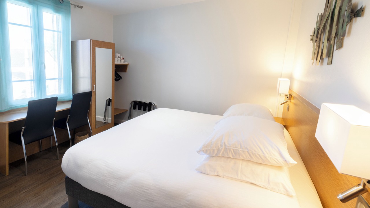 Photo of Bedroom in Jaligny-sur-Besbre