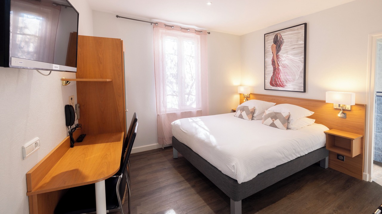 Photo of Bedroom in Jaligny-sur-Besbre