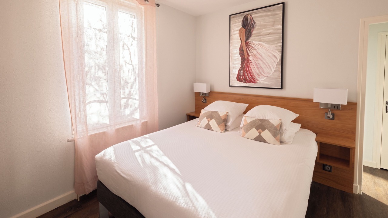 Photo of Bedroom in Jaligny-sur-Besbre