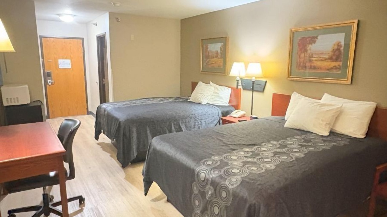 Photo of Bedroom in Larned