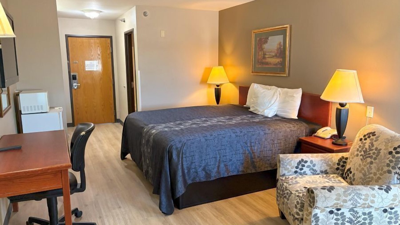 Photo of Bedroom in Larned