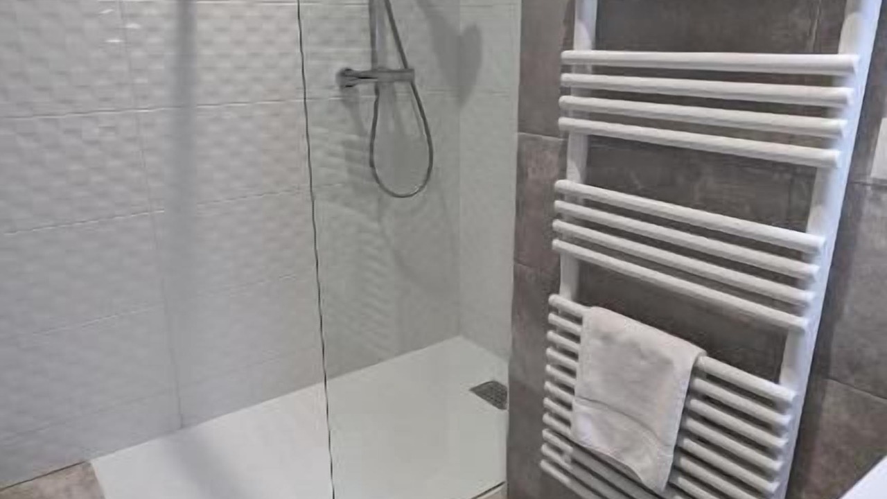 Photo of Bathroom in Gemozac