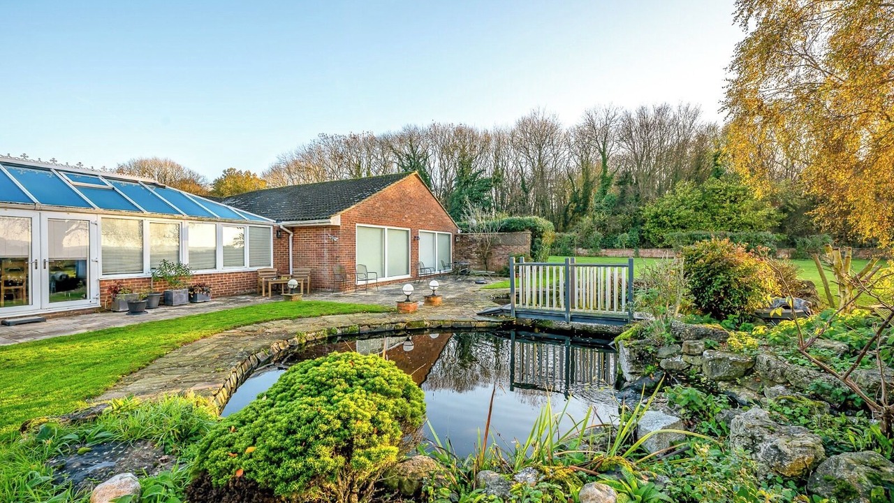 Photo of Outdoor in Brands Hatch