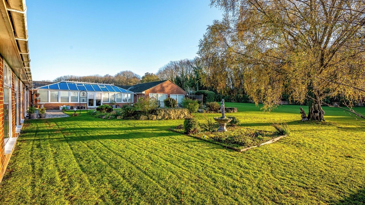 Photo of Outdoor in Brands Hatch