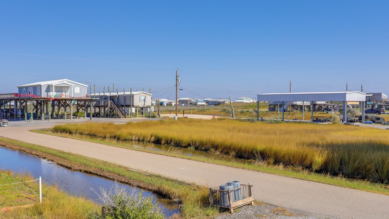 Photo of Others in Grand Isle