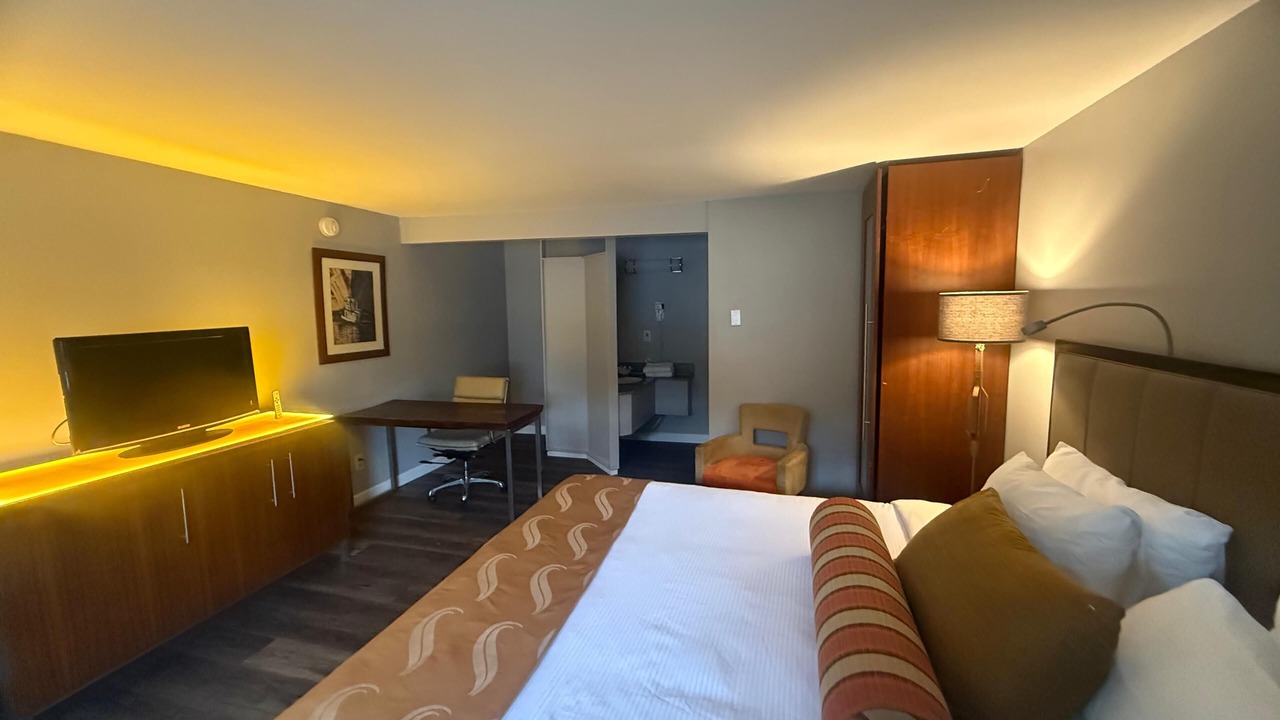 Photo of Bedroom in West Hills