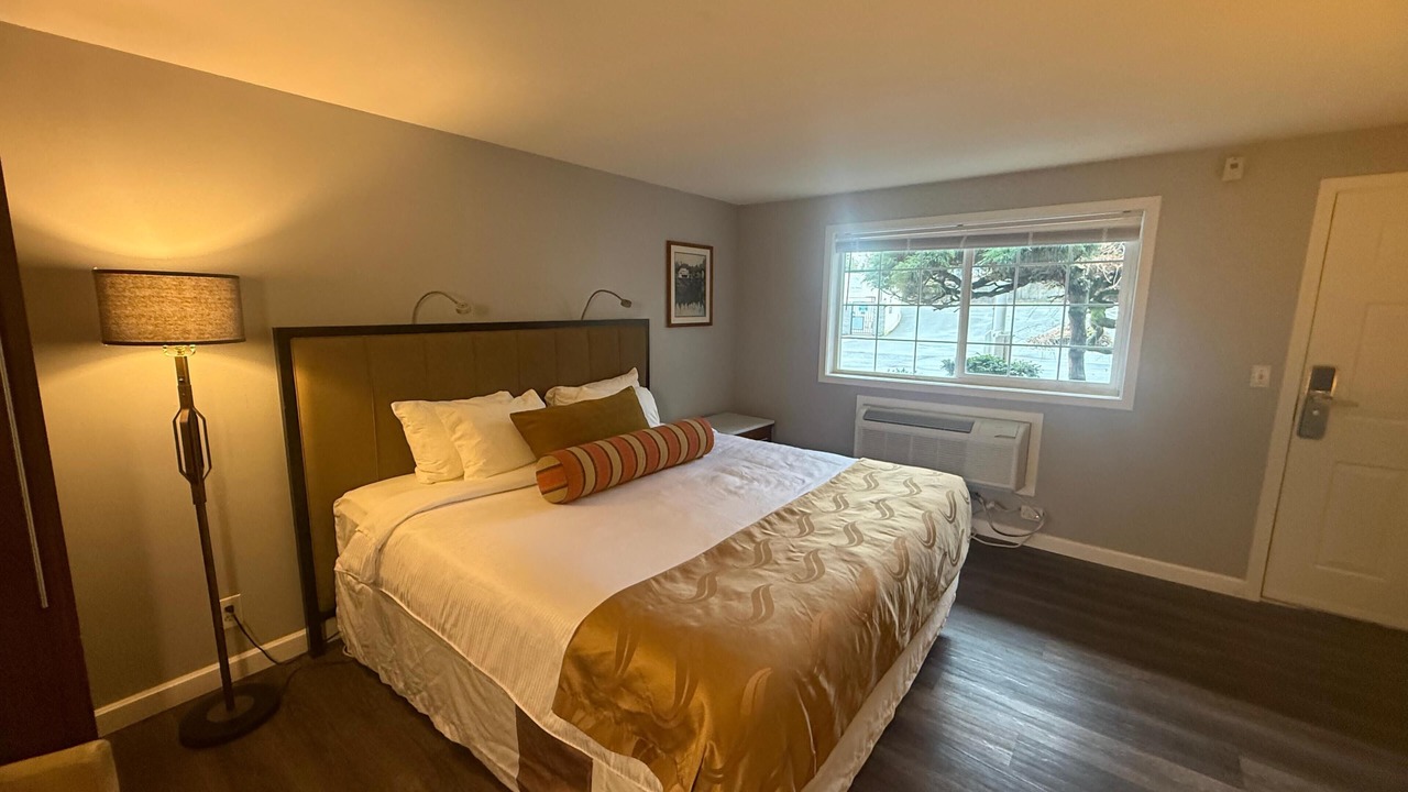 Photo of Bedroom in West Hills