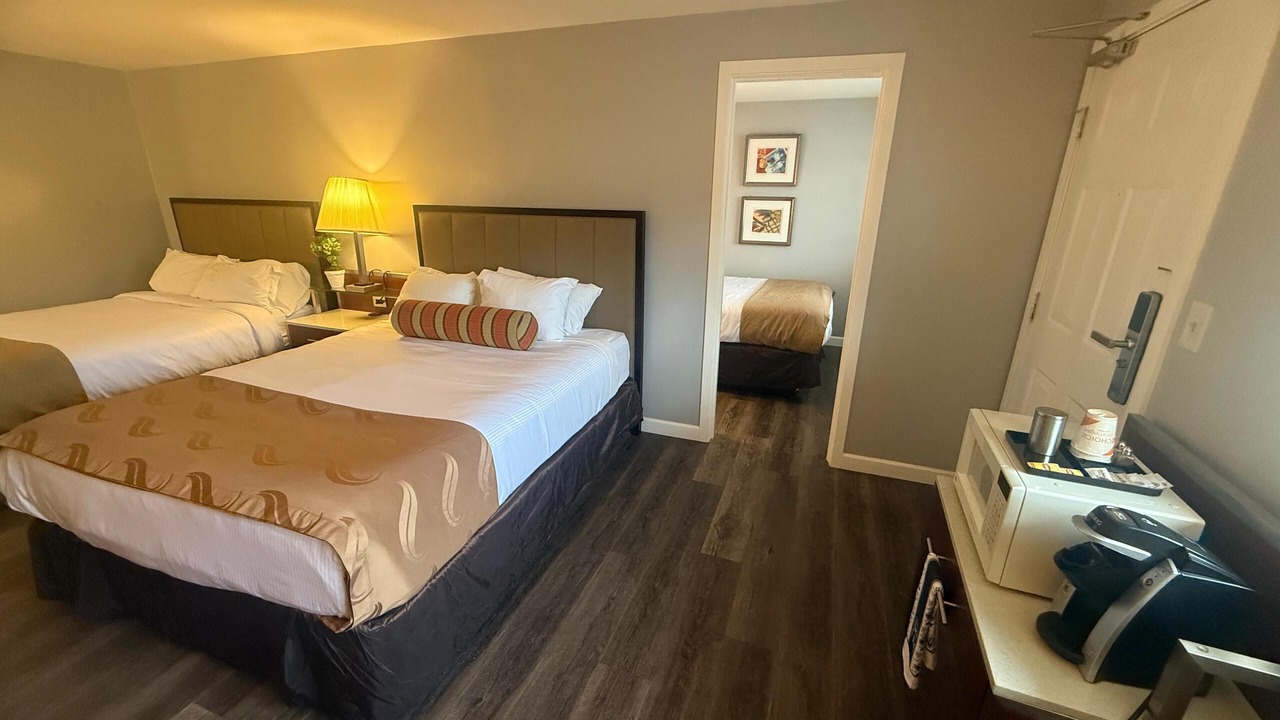 Photo of Bedroom in West Hills