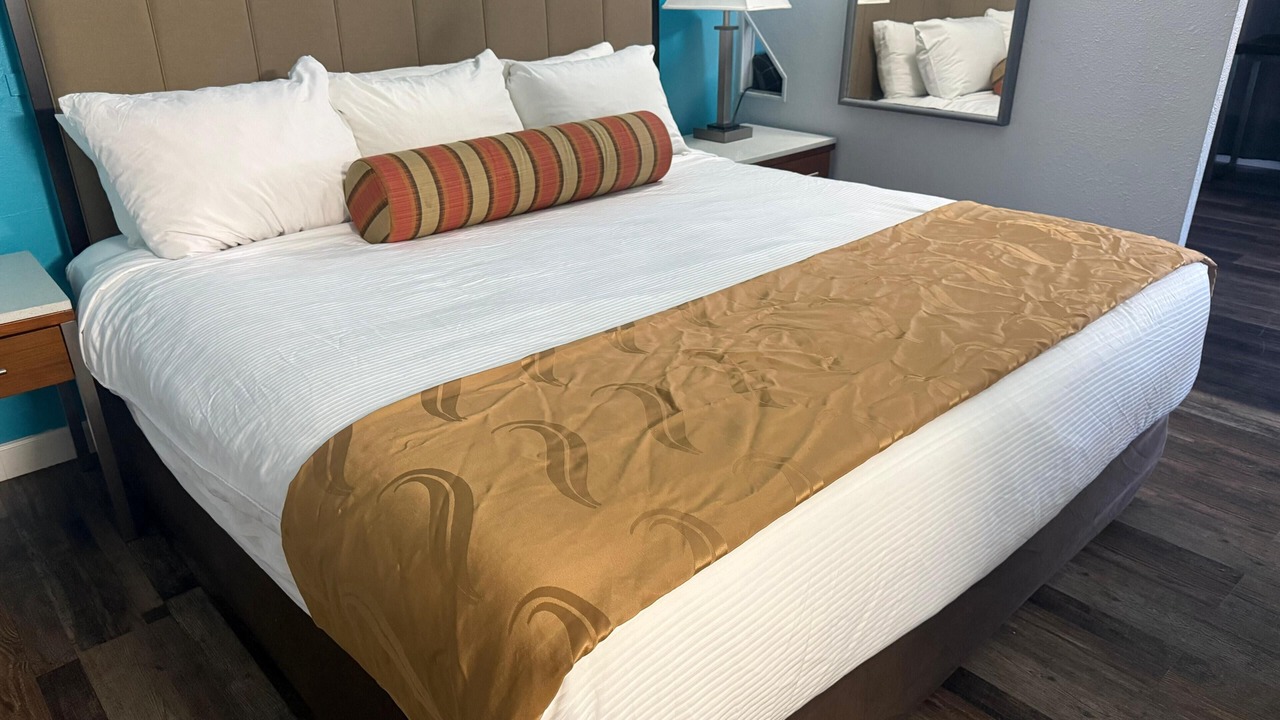 Photo of Bedroom in West Hills