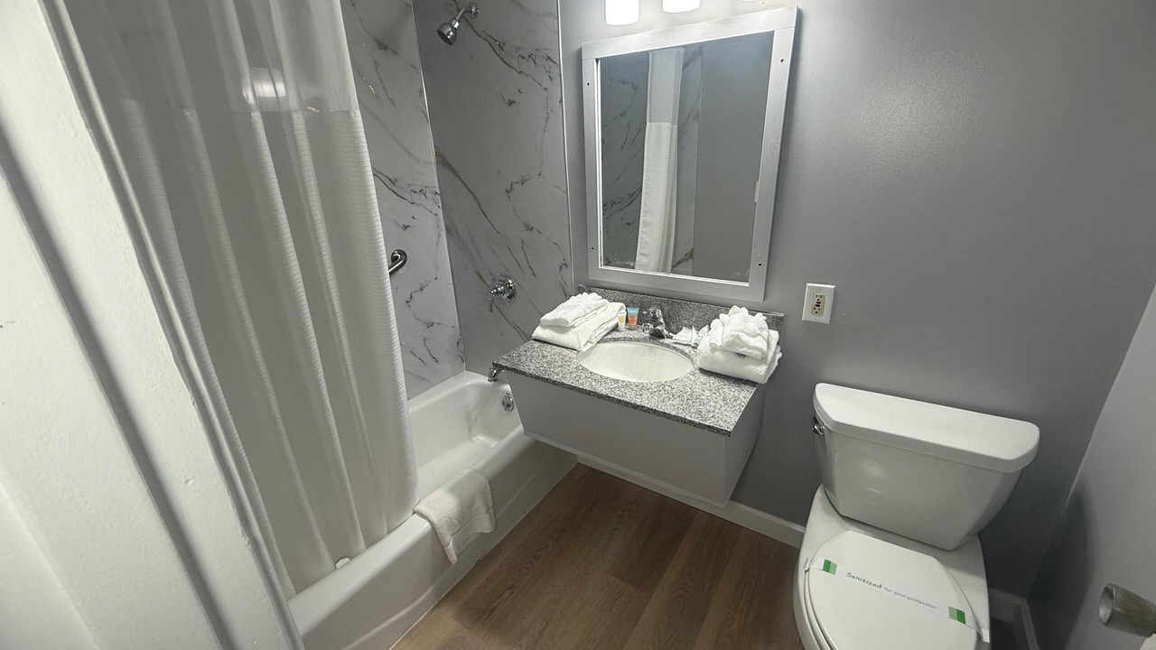 Photo of Bathroom in West Hills