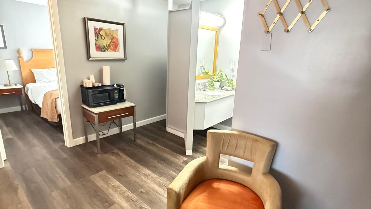 Photo of Bedroom in West Hills