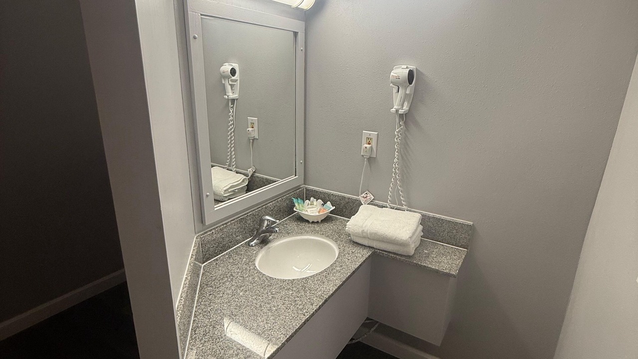 Photo of Bathroom in West Hills