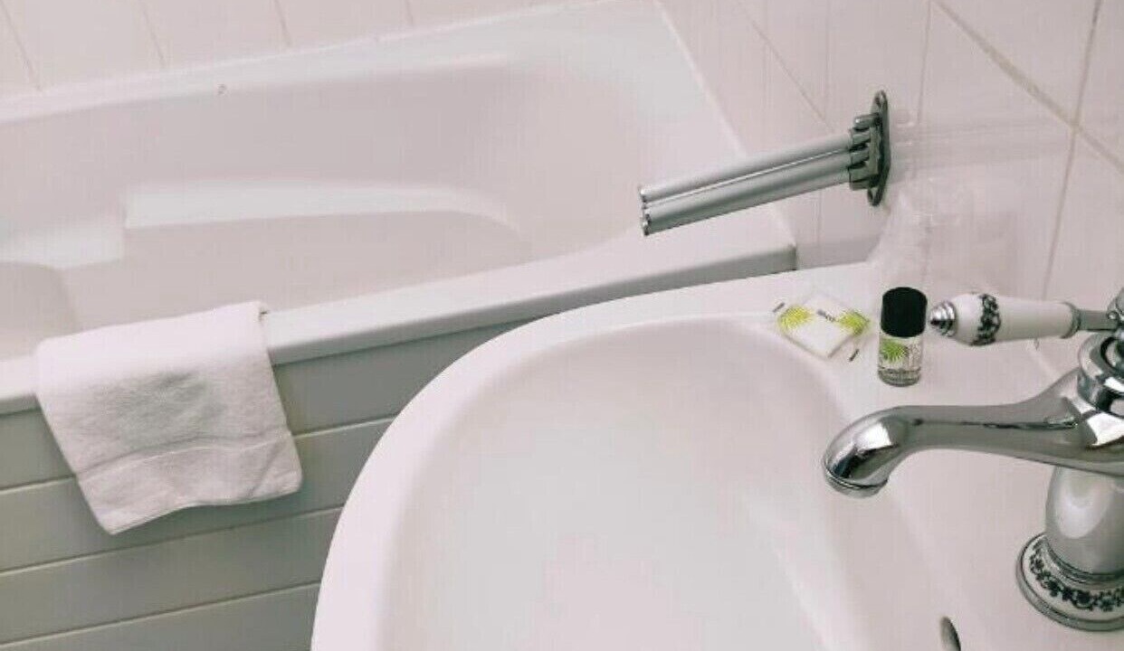 Photo of Bathroom in Rouxmesnil-Bouteilles