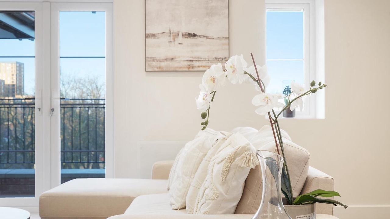 Photo of Livingroom in Acton