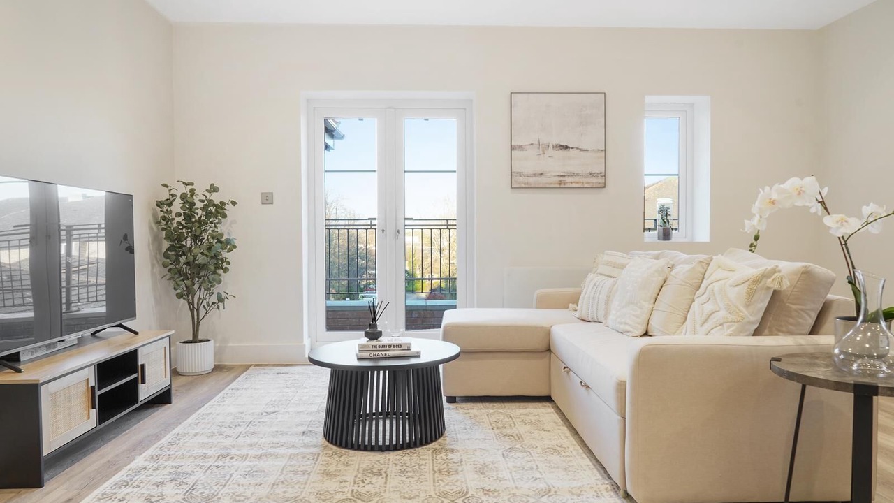 Photo of Livingroom in Acton