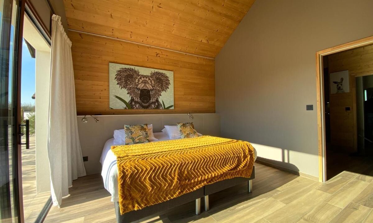 Photo of Bedroom in Saint-Vulbas