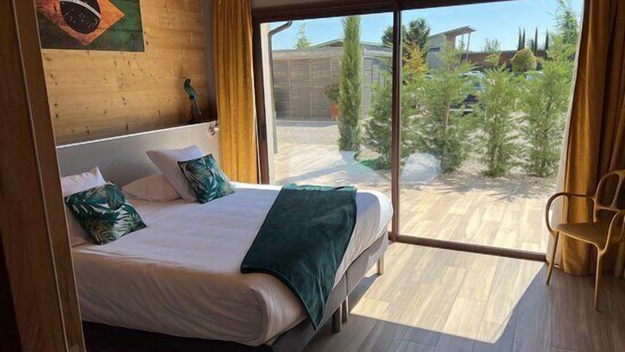 Photo of Bedroom in Saint-Vulbas