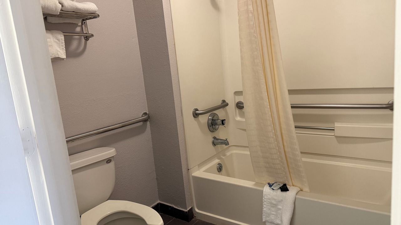 Photo of Bathroom in Chatsworth