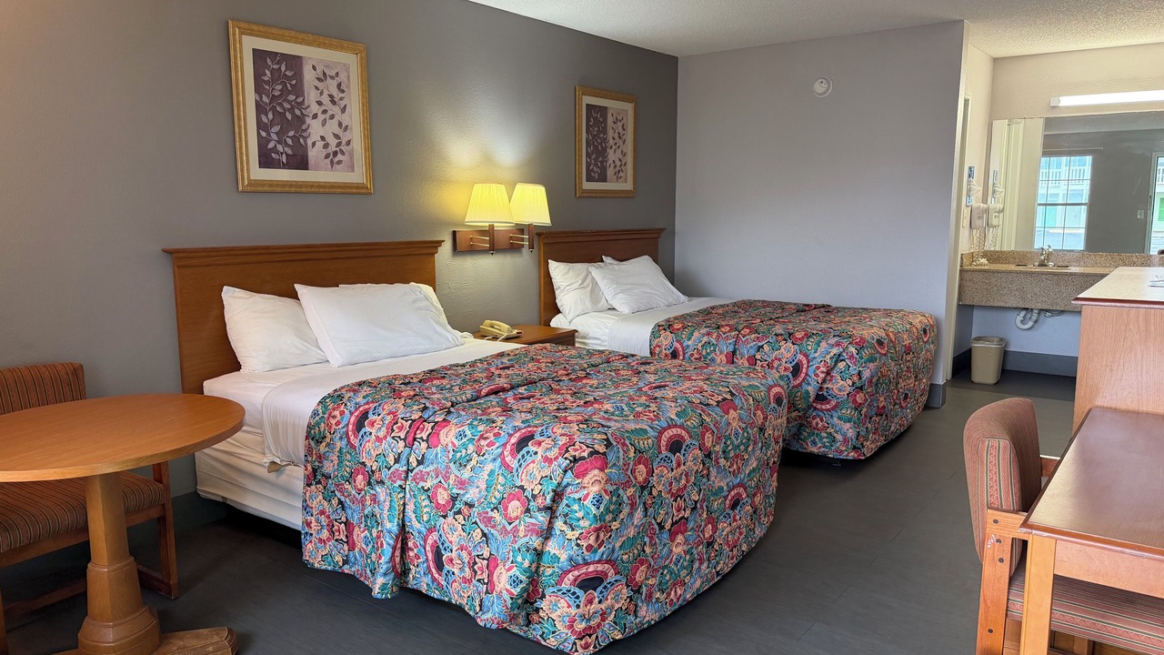 Photo of Bedroom in Chatsworth