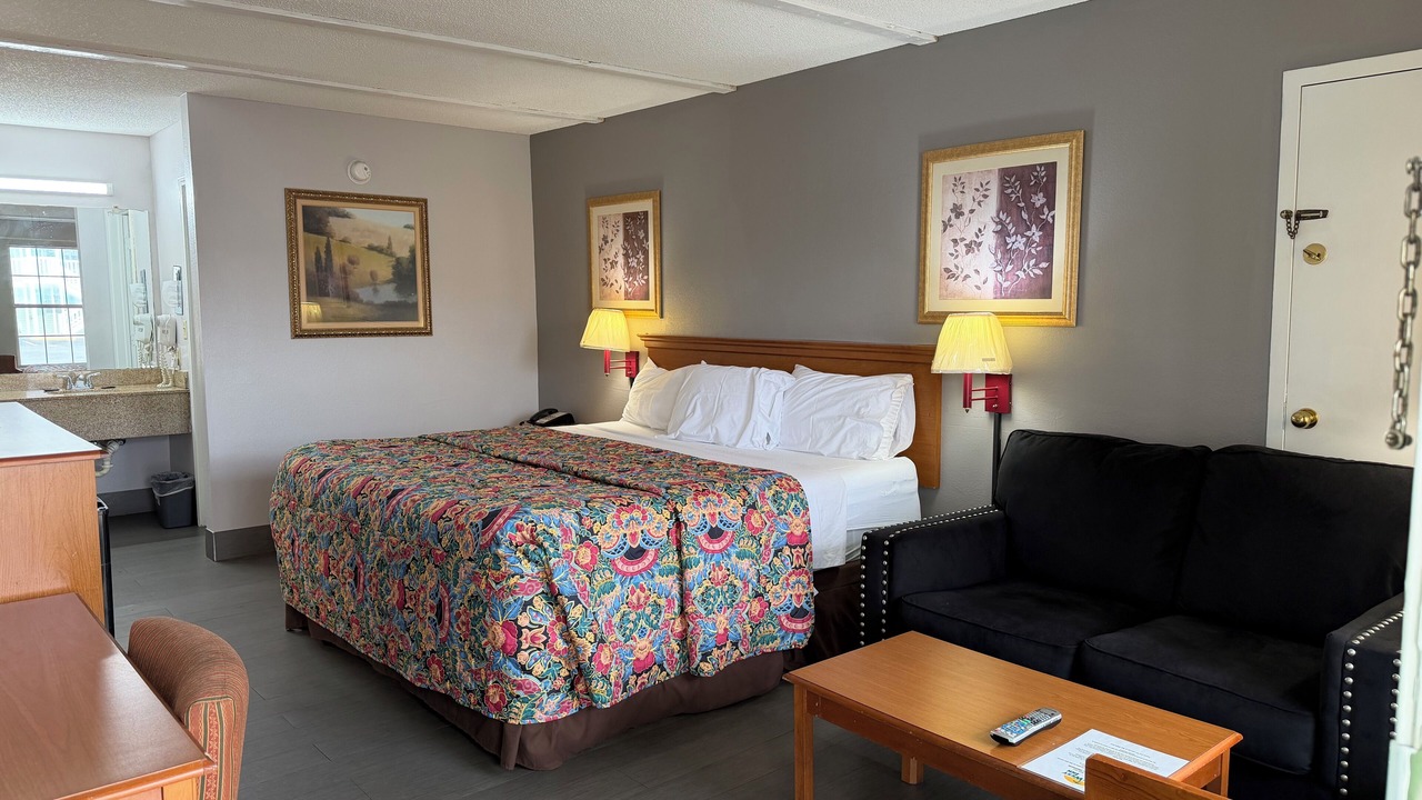 Photo of Bedroom in Chatsworth