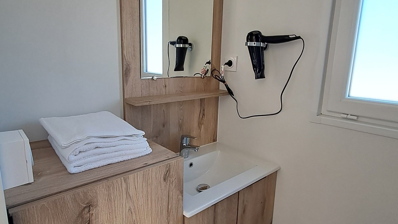 Photo of Bathroom in Le Temple-sur-Lot