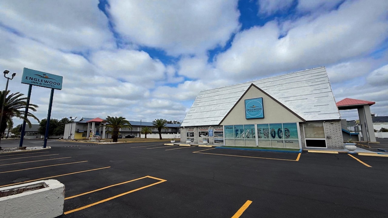 Photo of Outdoor in Englewood South