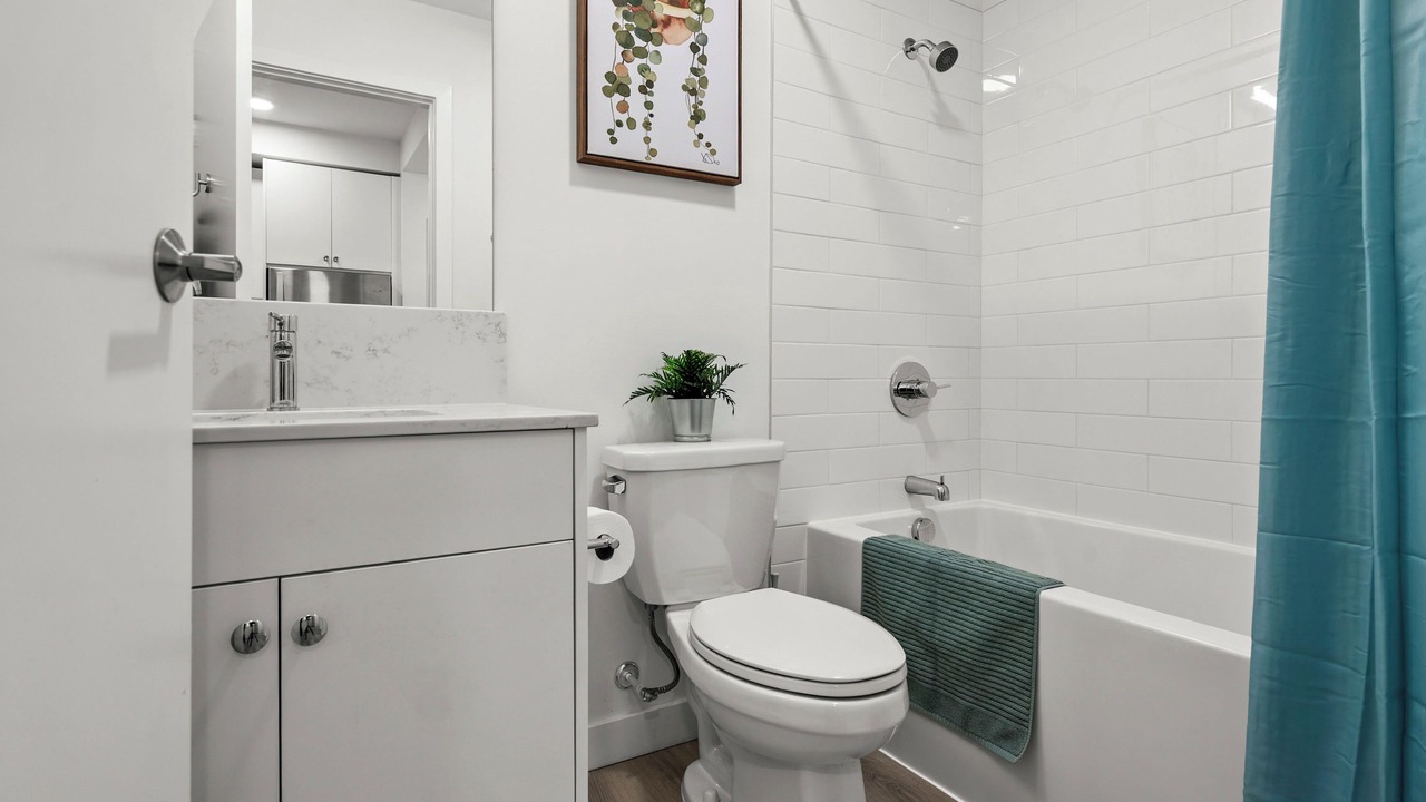 Photo of Bathroom in Crescent Heights