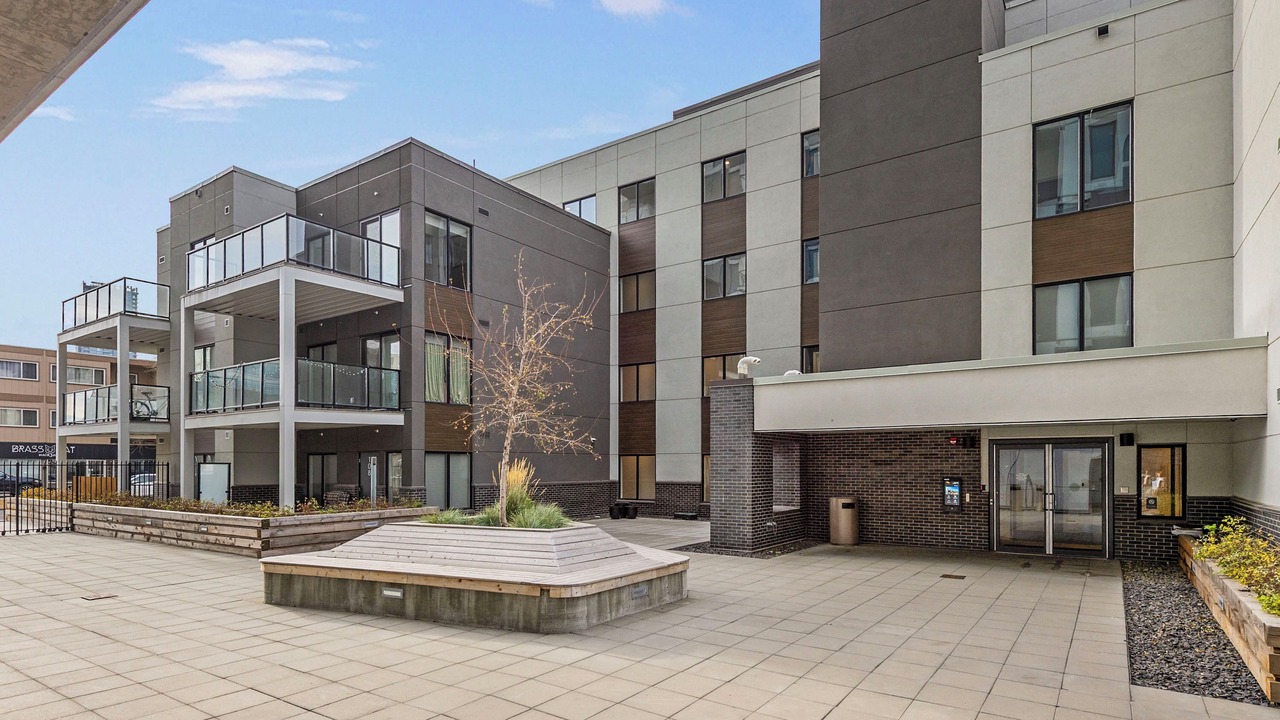 Photo of Outdoor in Crescent Heights