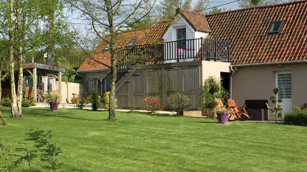 Photo of Outdoor in Colembert