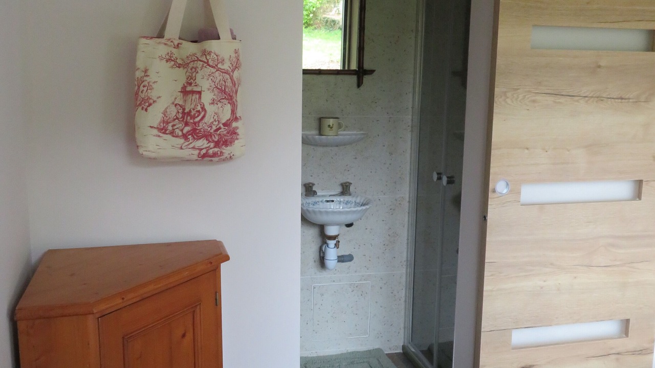 Photo of Bathroom in Colembert