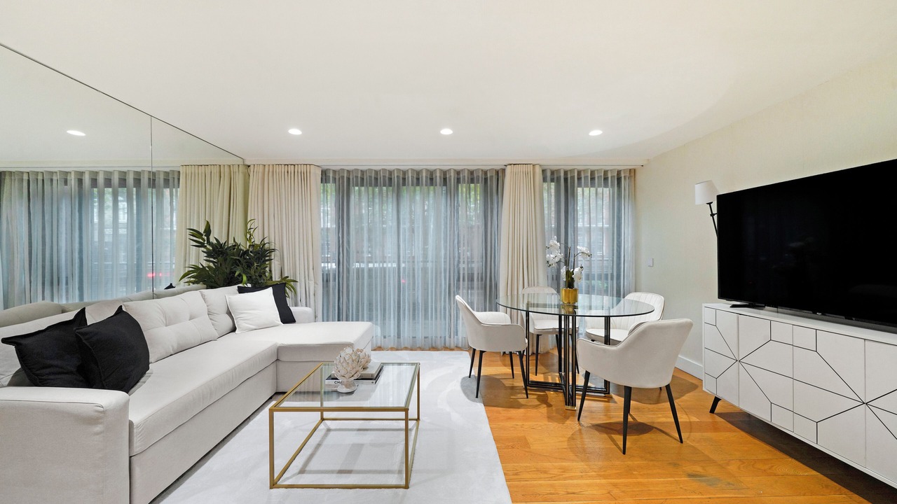 Photo of Livingroom in Kensington