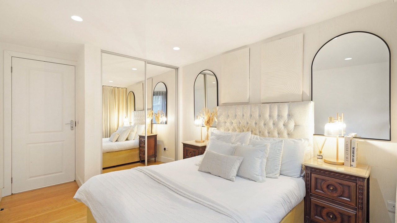 Photo of Others in Kensington