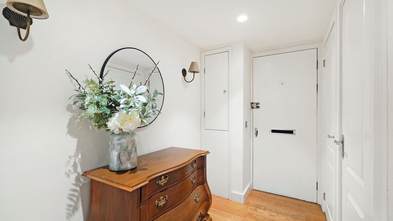 Photo of Outdoor in Kensington