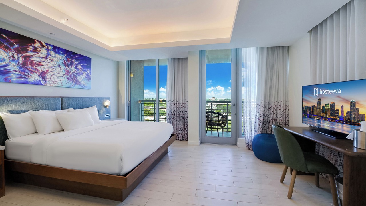 Photo of Bedroom in Downtown Hollywood