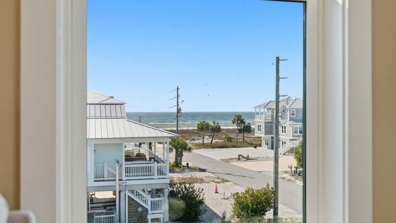 Photo of Bedroom in Mexico Beach