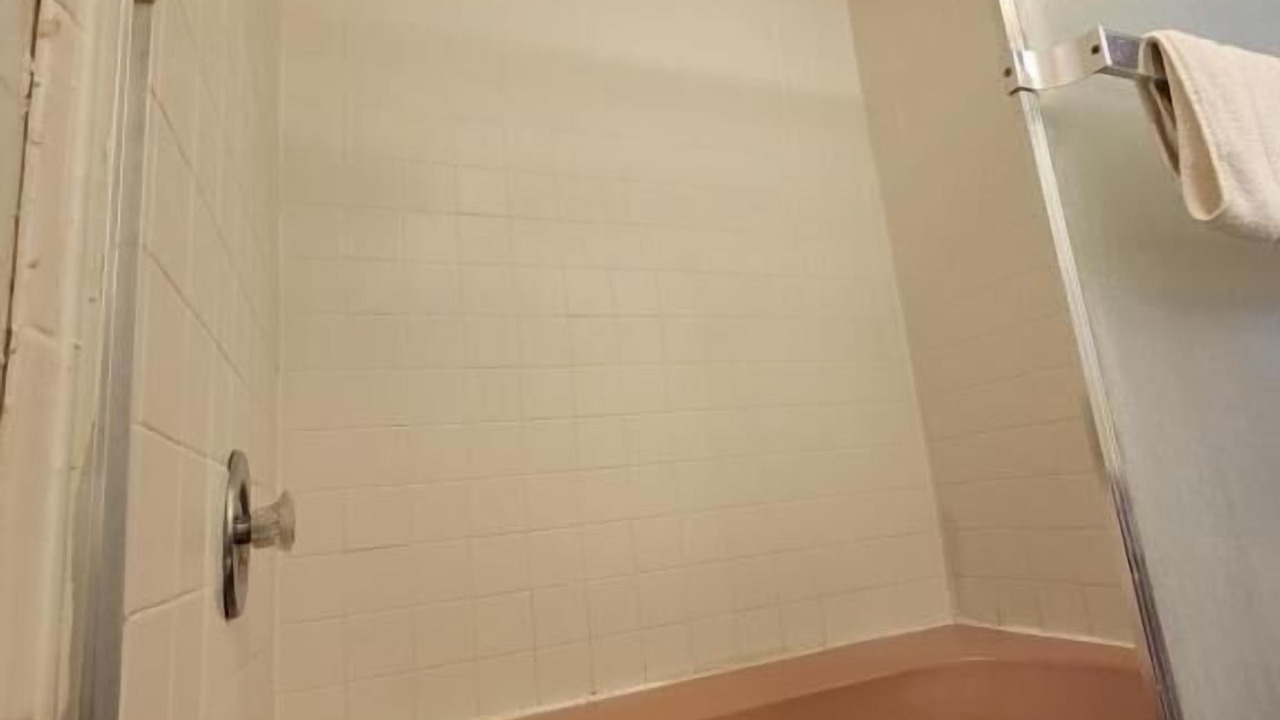 Photo of Bathroom in La Salle