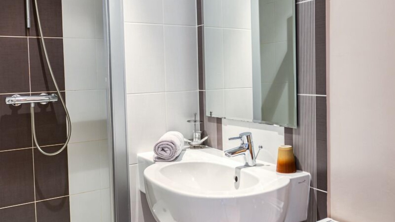 Photo of Bathroom in Plouegat-Moysan