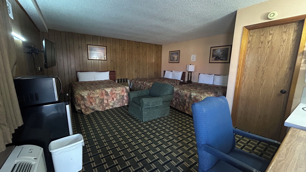 Photo of Bedroom in Broken Bow
