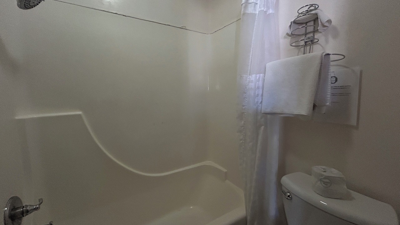 Photo of Bathroom in Broken Bow