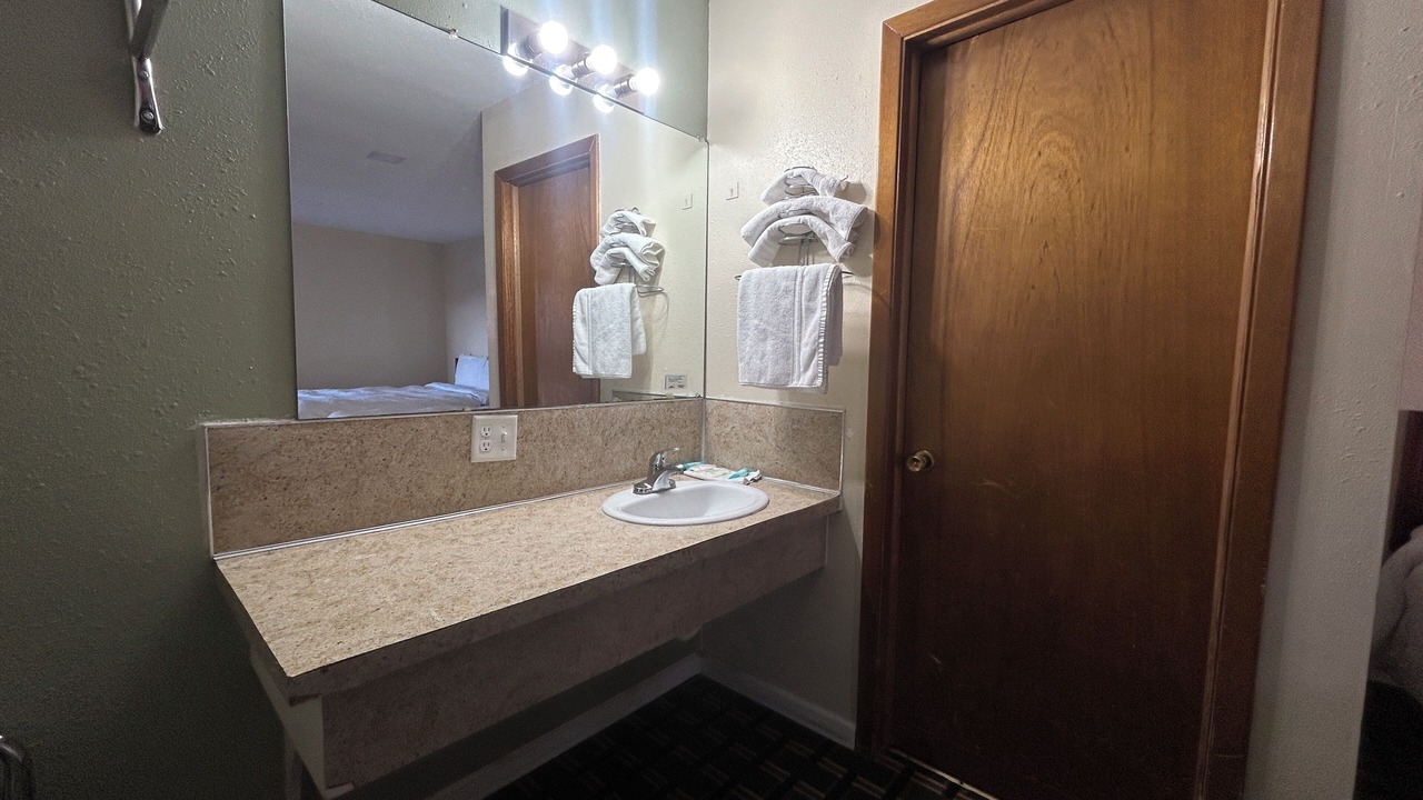 Photo of Bathroom in Broken Bow