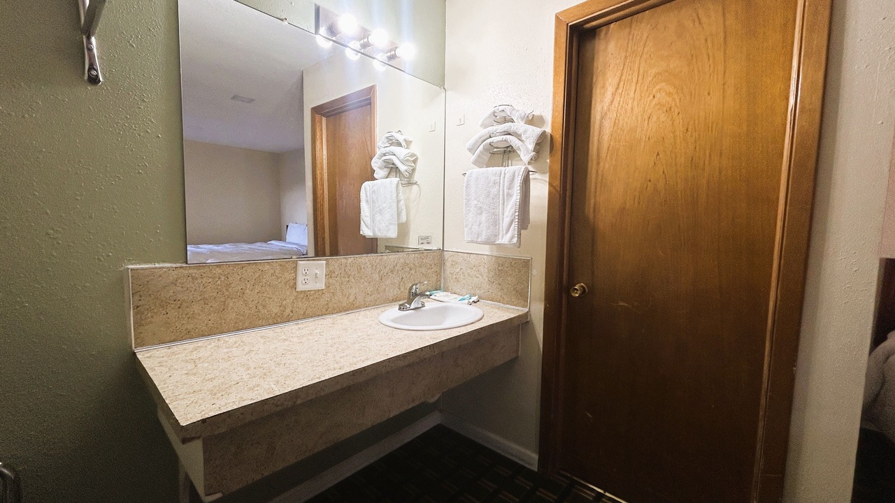Photo of Bathroom in Broken Bow