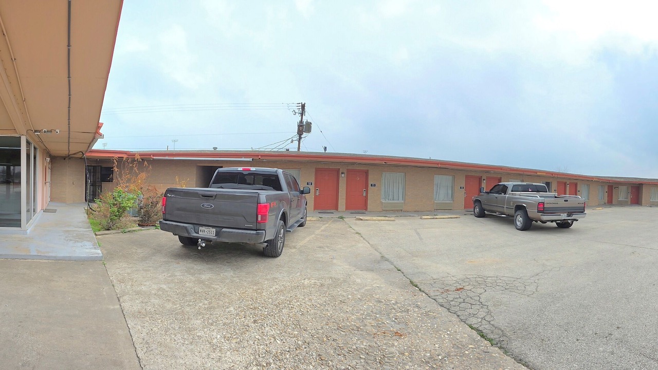 Photo of Outdoor in Karnes City
