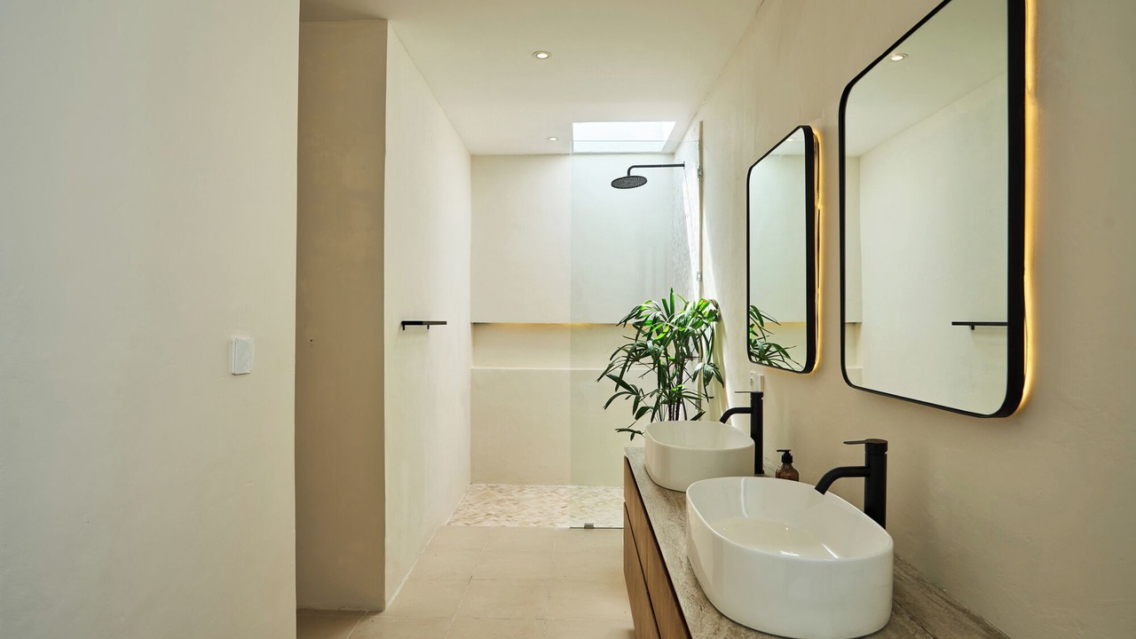 Photo of Bathroom in Bengkel