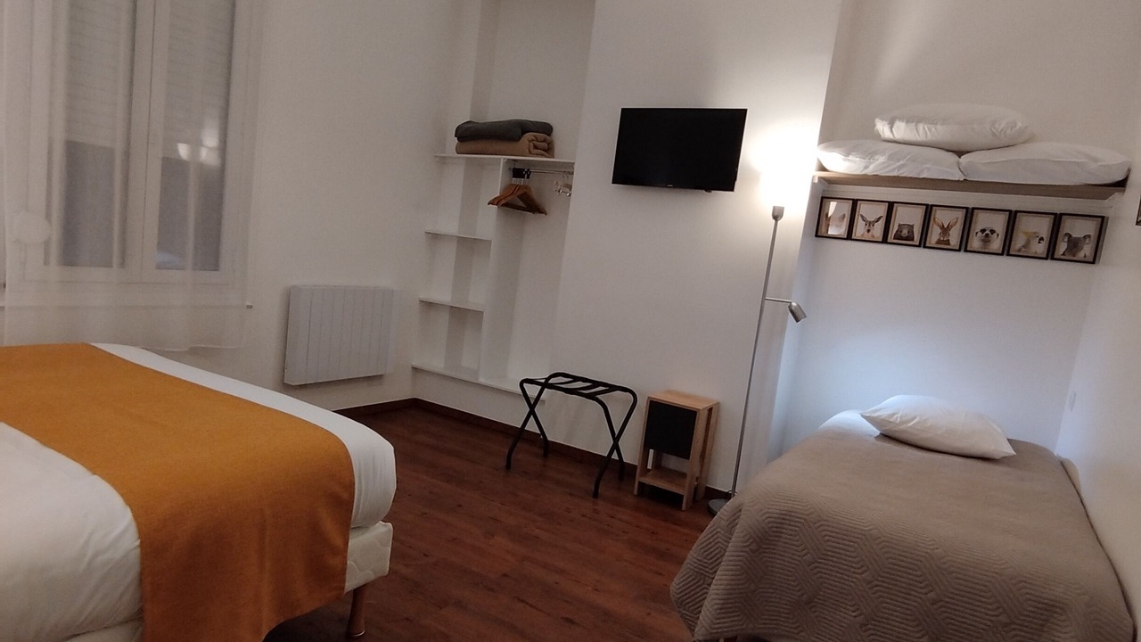 Photo of Bedroom in Saint-Hilaire-Saint-Florent