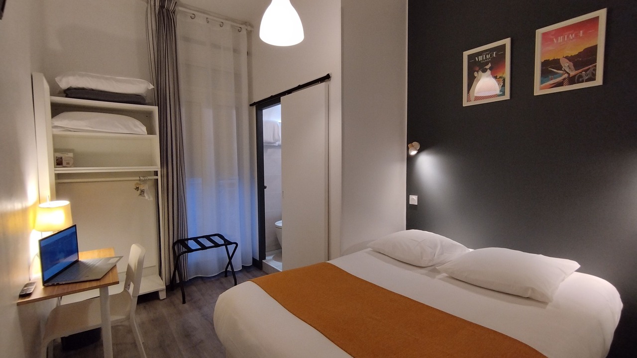 Photo of Bedroom in Saint-Hilaire-Saint-Florent